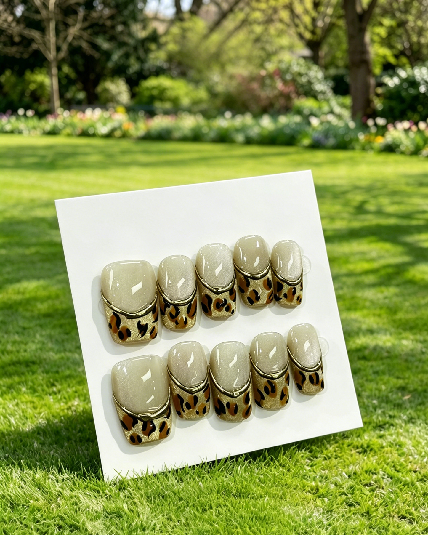 More to save up to 60% Brown Silver Gradient Almond Press On Nails