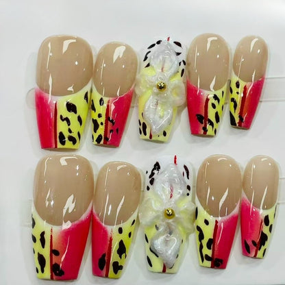 More to save up to 60% Brown Silver Gradient Almond Press On Nails